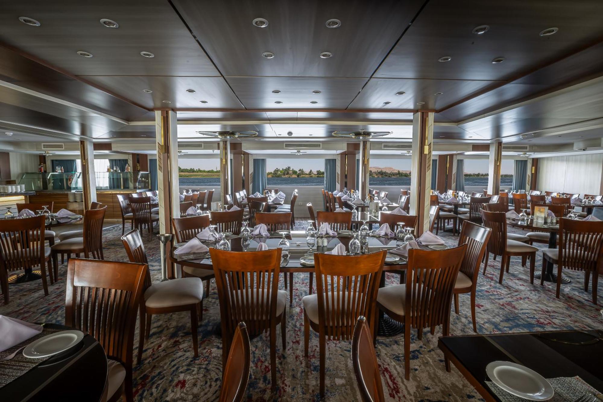 Renaissance Nile Cruise - Every Saturday From Luxor To Aswan For 4 Nights , And Every Wednesday From Aswan To Luxor For 3 Nights Ngoại thất bức ảnh